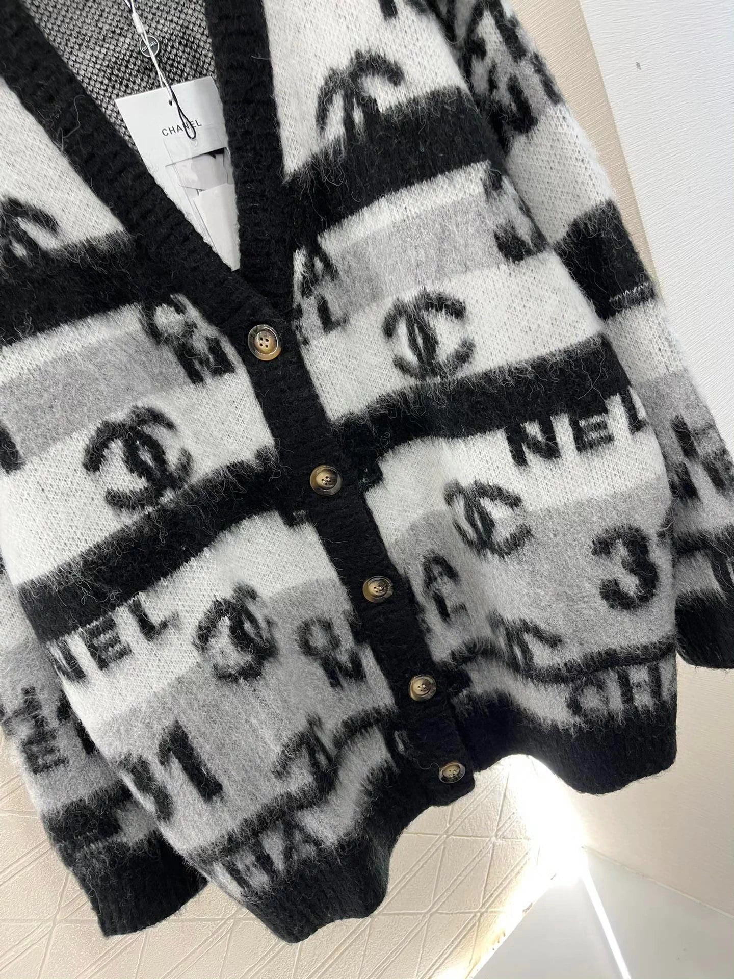 C 25 Letter jacquard V-neck knitted wool and cashmere cardigan