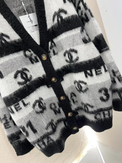 C 25 Letter jacquard V-neck knitted wool and cashmere cardigan