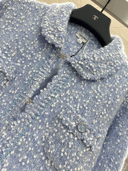 C 25 Grain lace knitted cardigan and skirt set