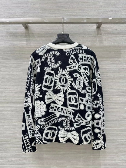 C 25 New Beaded Gemstone Print Knit Cardigan