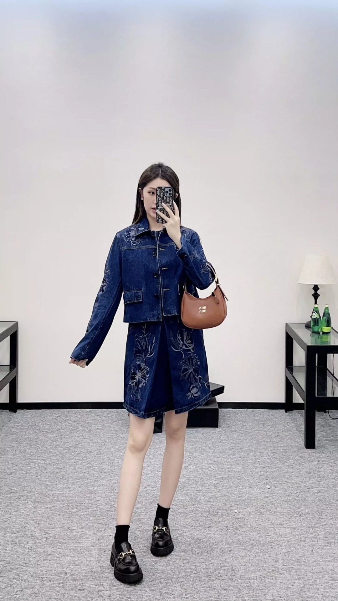 G 25 Embroidered denim jacket