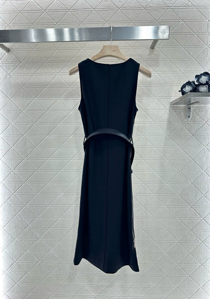 1ou 25 Belted sleeveless dress