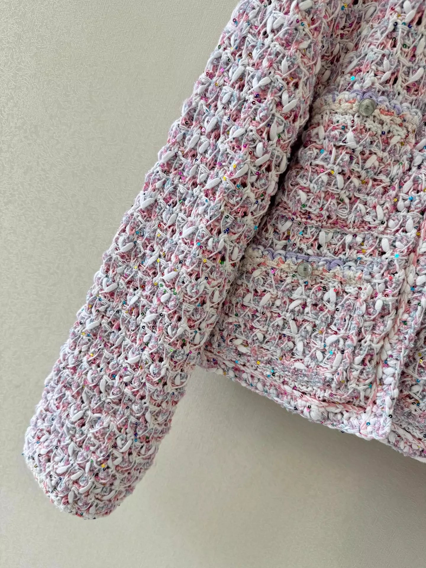 C 25 Macaron color matching woven three-dimensional cardigan