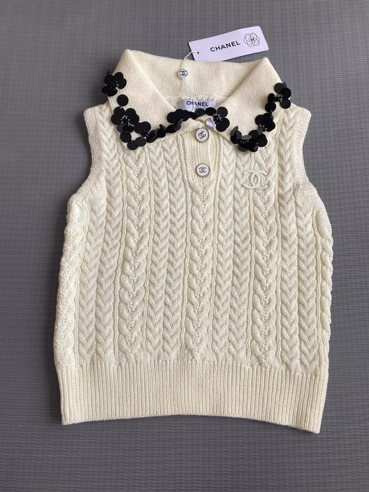 C 25 Black Sequin Embellished Turtleneck Vest
