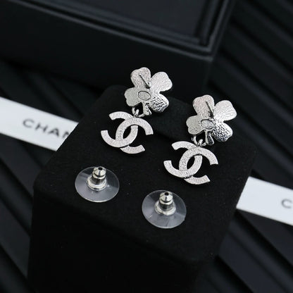 25 New Crystal Star Full Diamond Four-Leaf Clover Double C Pendant Earrings
