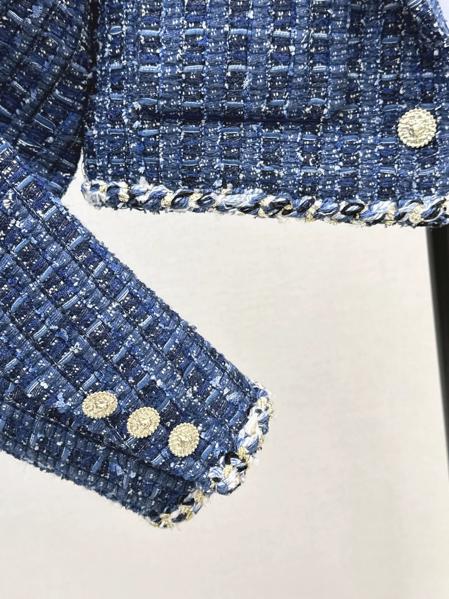 C 25 Model's Sapphire Blue Tweed Short Jacket