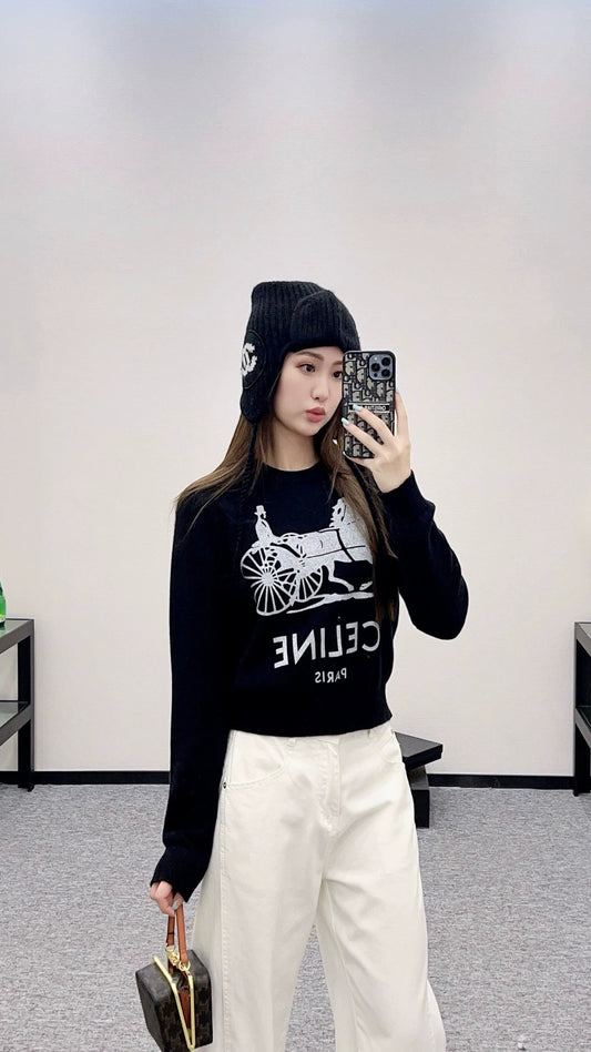 CE 25 Crochet letter carriage knit sweater（Beigei/black）