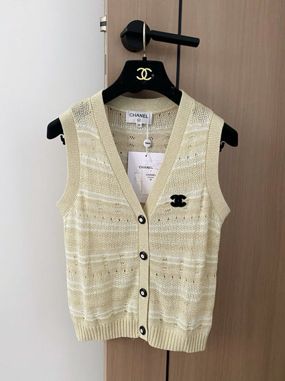 C 25 New Tricolor Hollow Out Vest