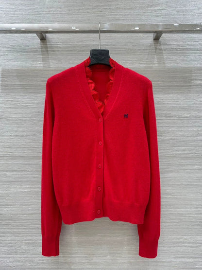 H 25 new style neckline lace design classic V-neck cashmere cardigan
