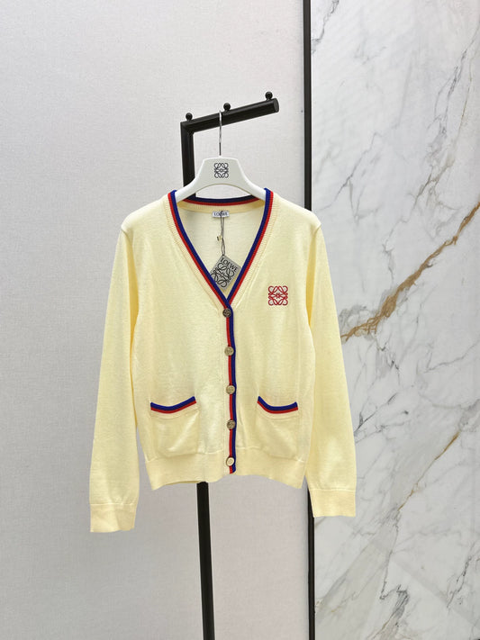Lo 25 Embroidered decorative cardigan
