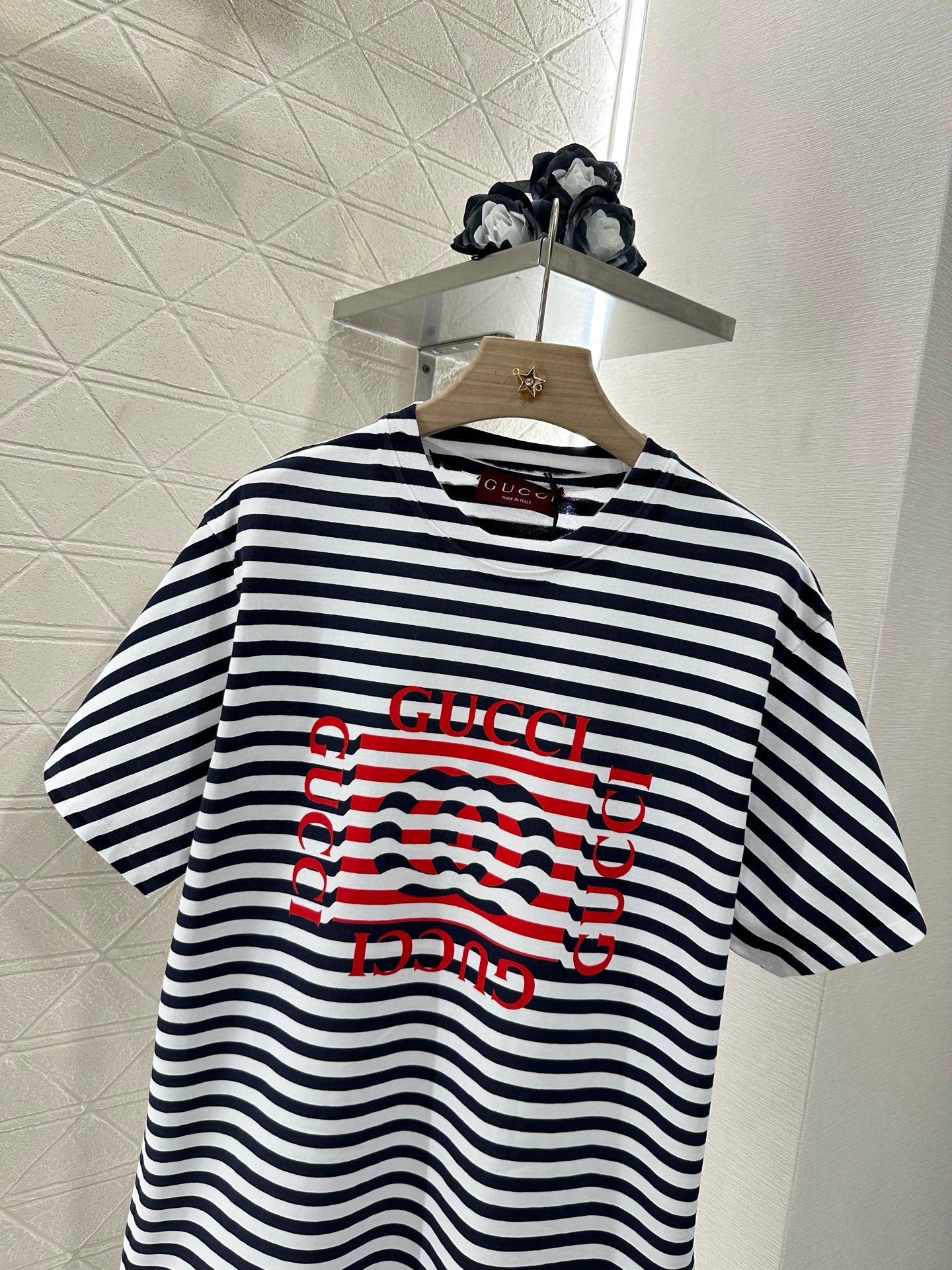 G 25 Round Neck Striped Letter Short Sleeve T-Shirt