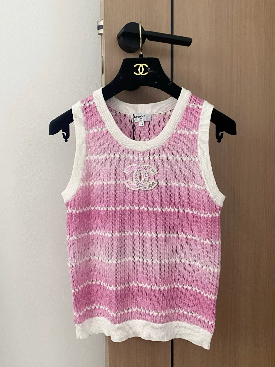C 25 New Gradient color round neck