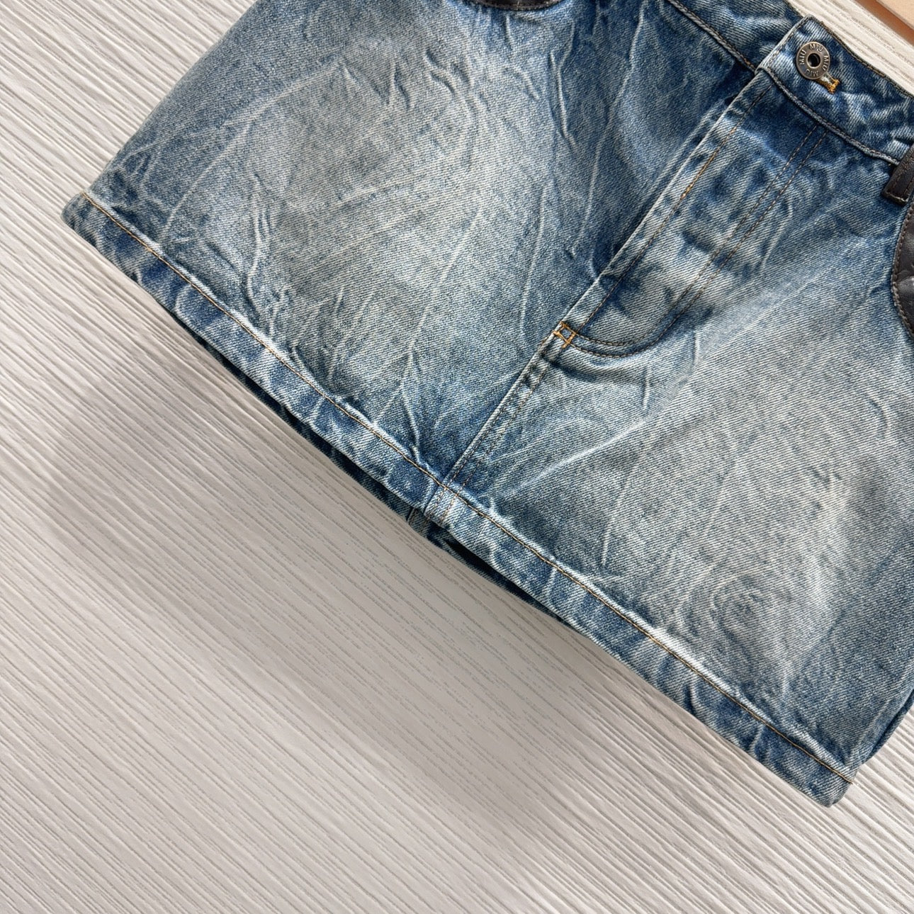 M 25 new style distressed denim skirt