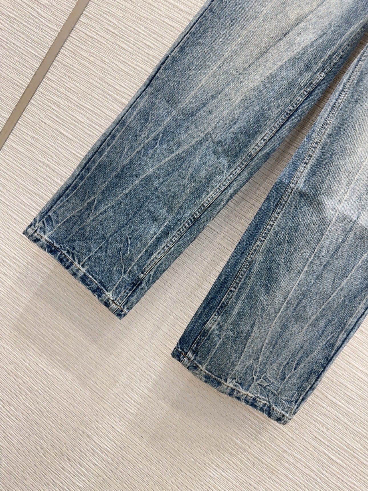 M 25 new styles of distressed denim pants