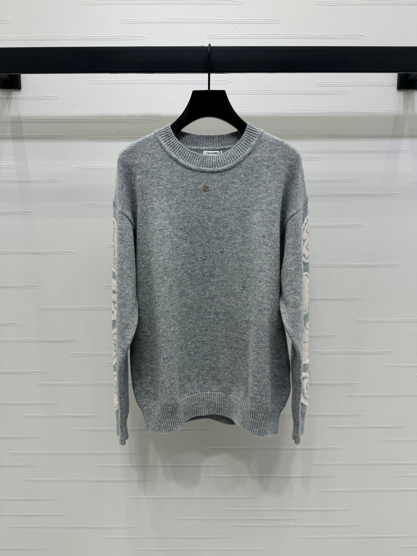C 2025 Early Autumn New Cartoon Pattern Pullover Sweater!