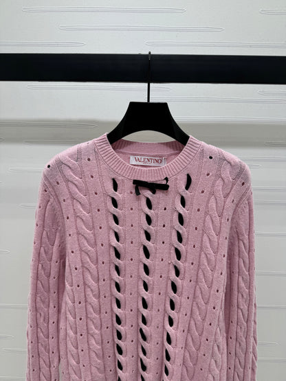 V 25 Early Fall Braided Knitted Pullover Long Sleeve Sweater