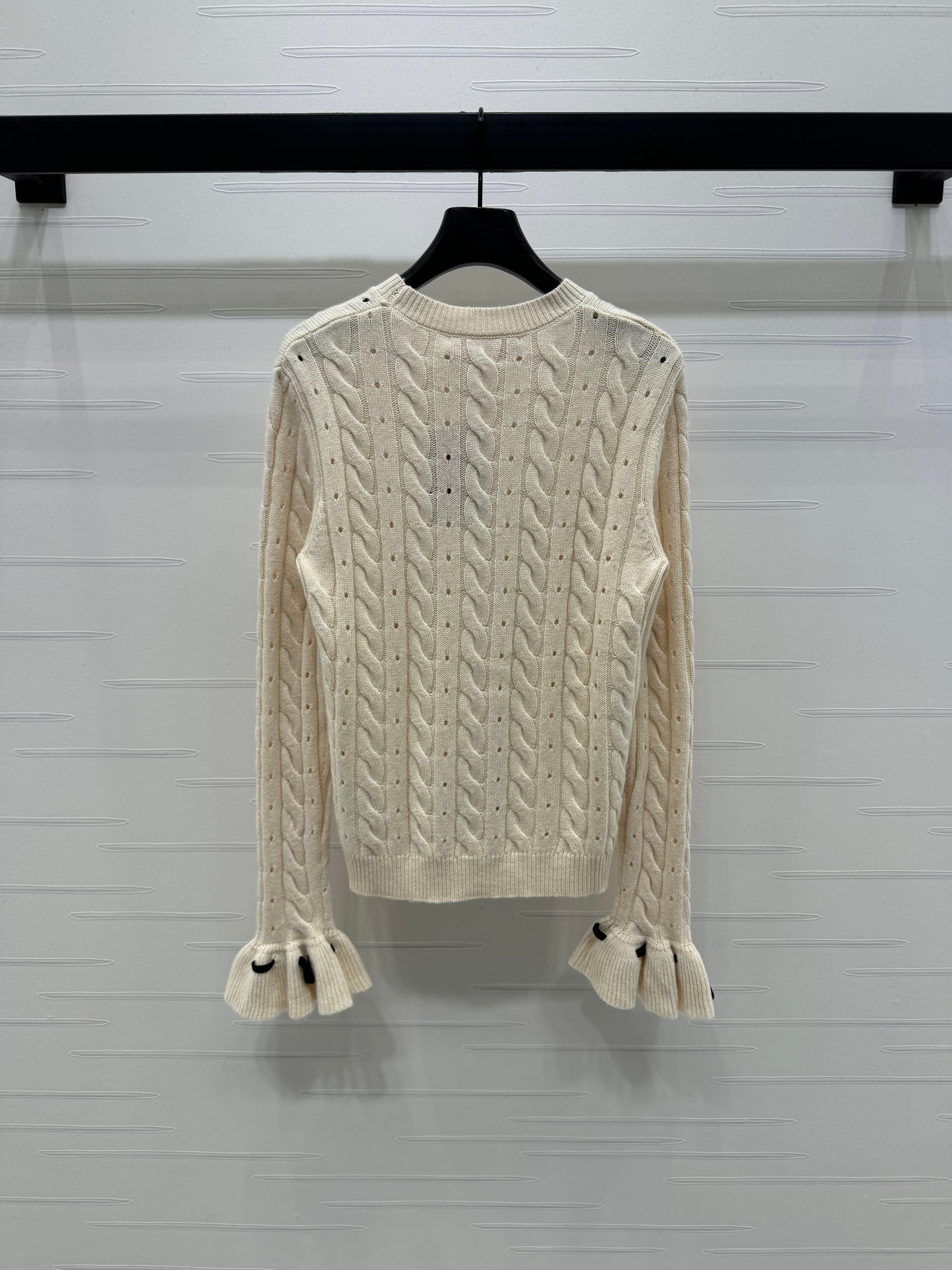 V 25 Early Fall Braided Knitted Pullover Long Sleeve Sweater