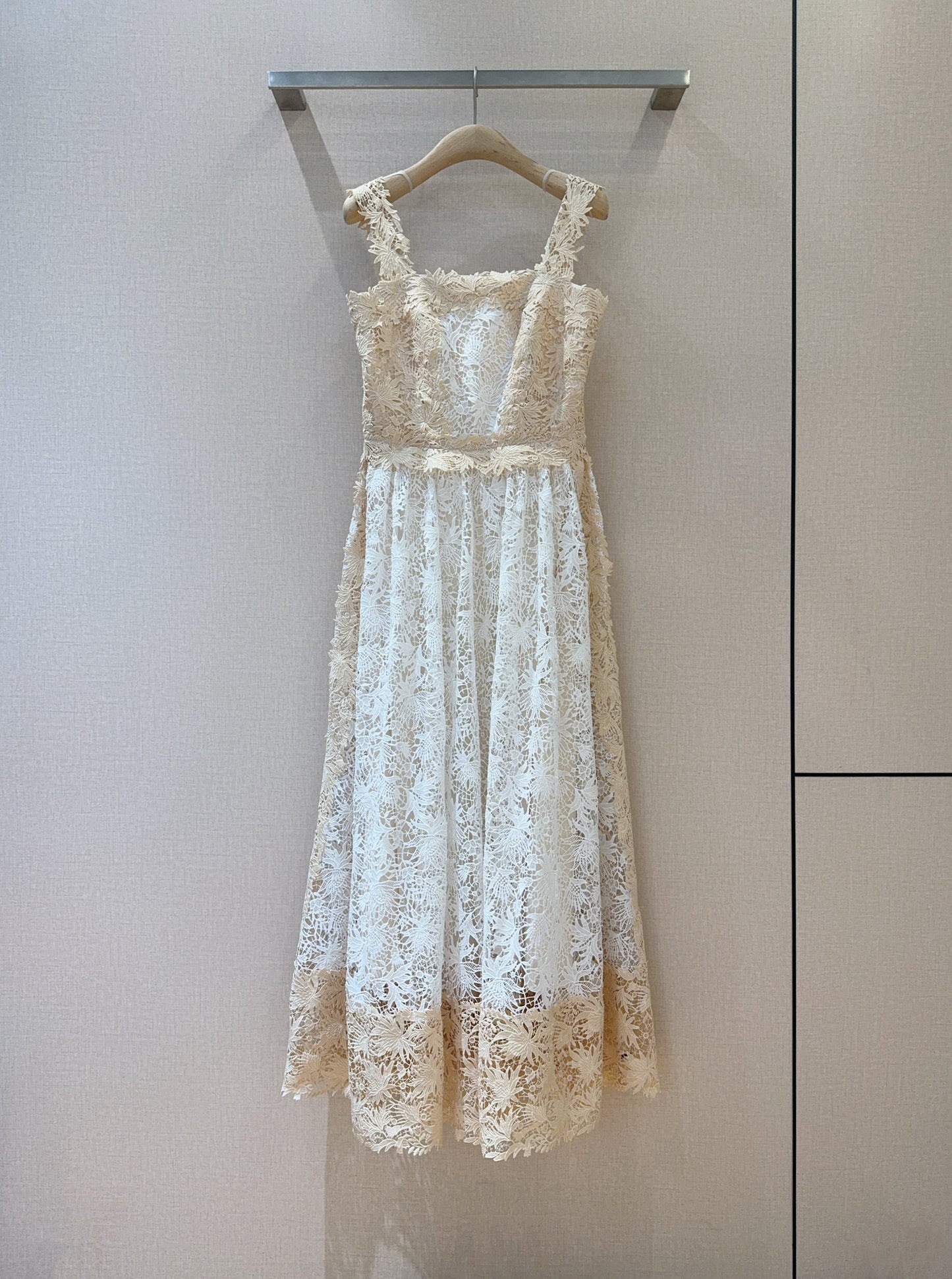 D 25 Early Spring New Fairy-Tale Evening Gown 👗