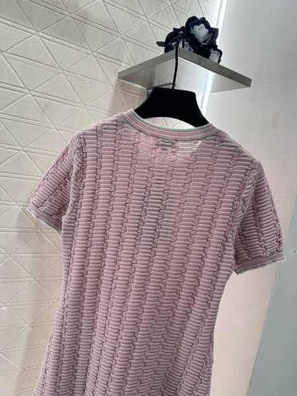 C 25 Flowing tassels contrasting color knitted short-sleeved dress