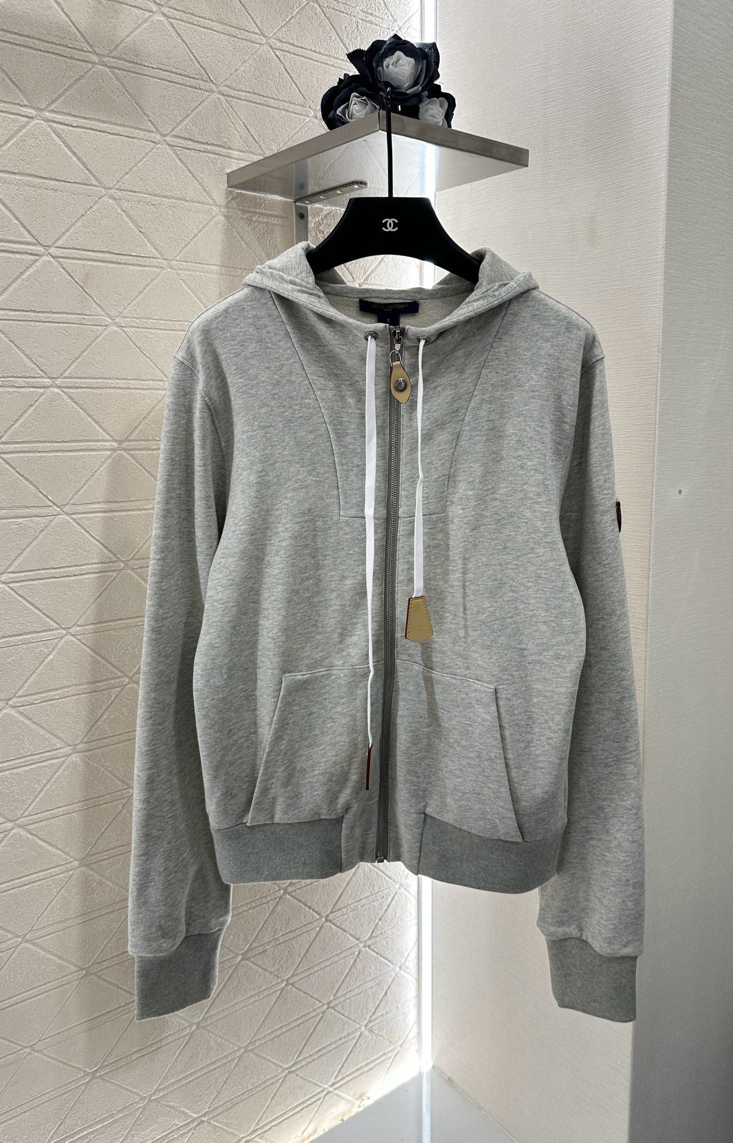 L 25 Hooded Drawstring Jacket and Shorts Set