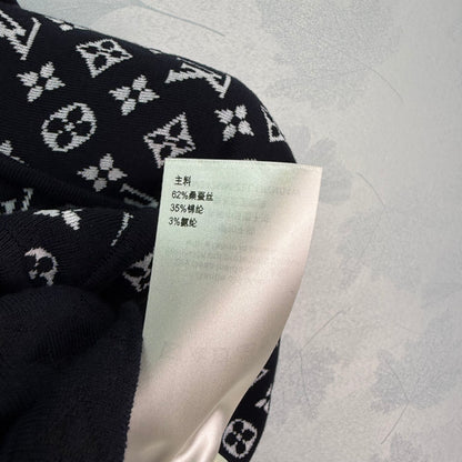L 2025 Early Fall Jacquard patchwork hooded knitted short-sleeved cardigan!