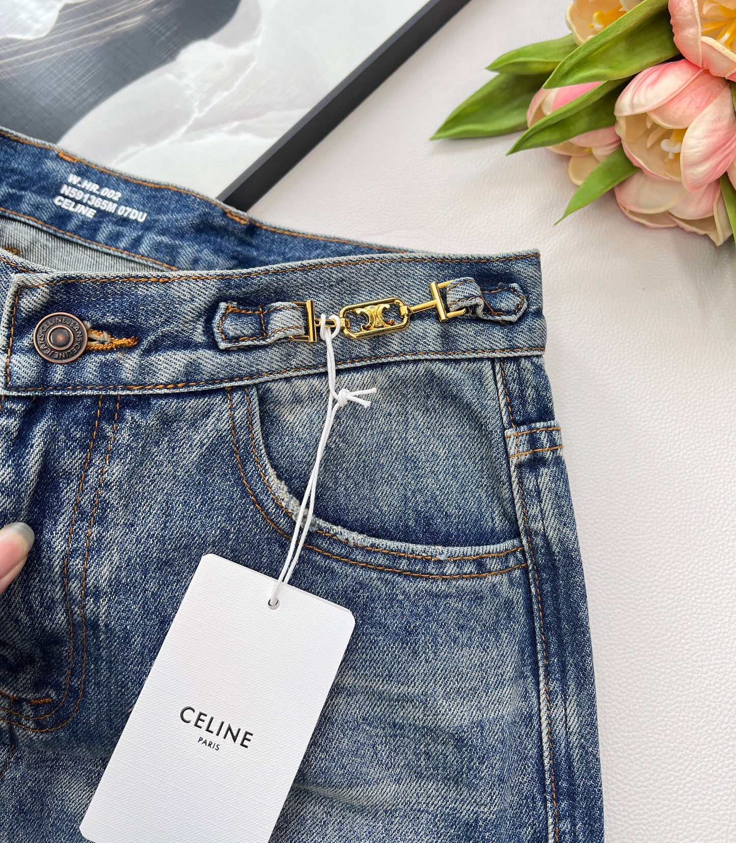 Ce 25 Classic Double-Button Straight-Leg Denim Pants👖
