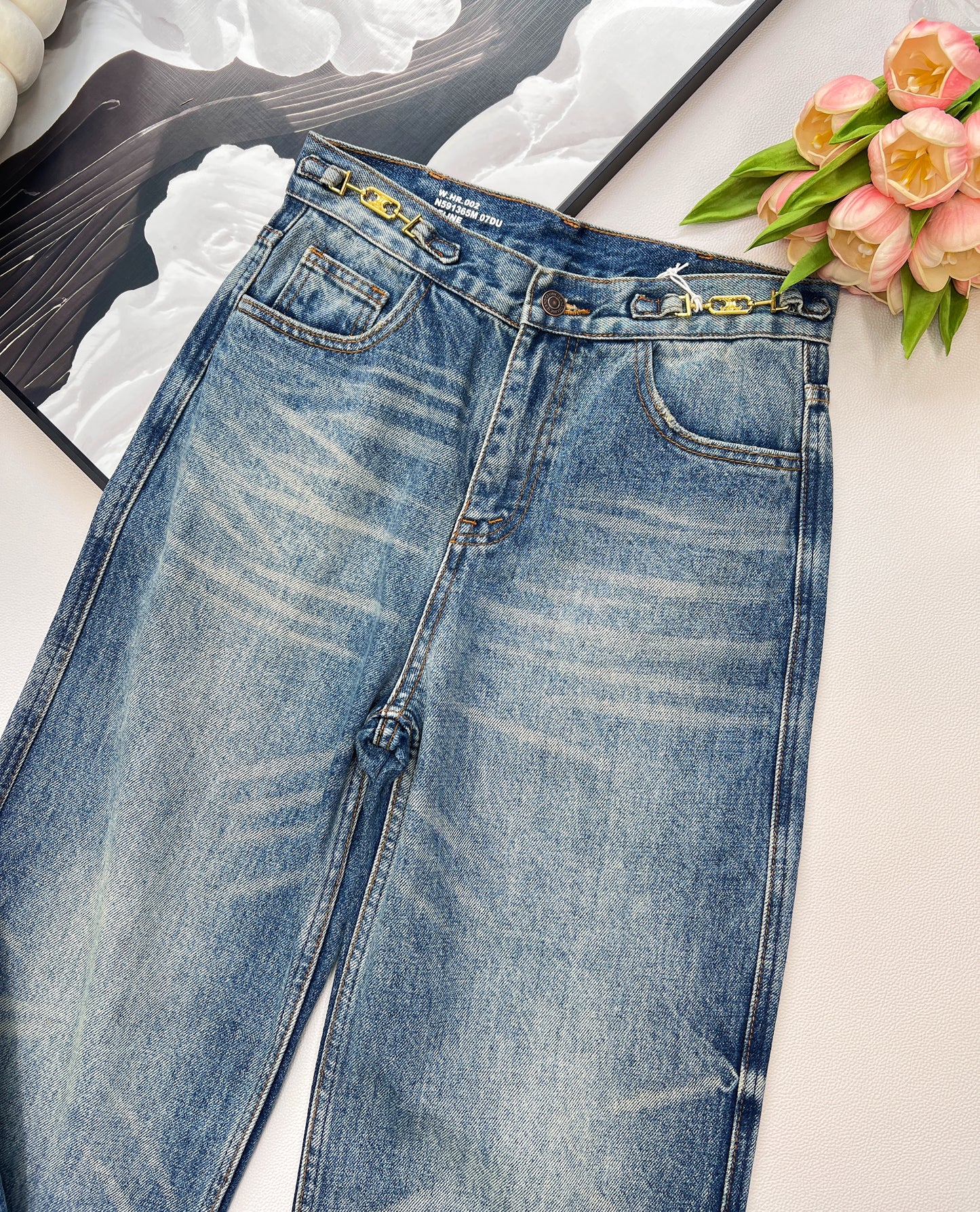 Ce 25 Classic Double-Button Straight-Leg Denim Pants👖