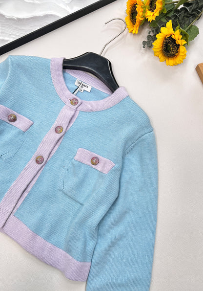 C 24 classic macaron color four-pocket contrast color knitted cardigan