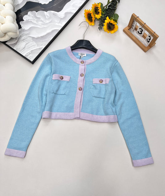 C 24 classic macaron color four-pocket contrast color knitted cardigan