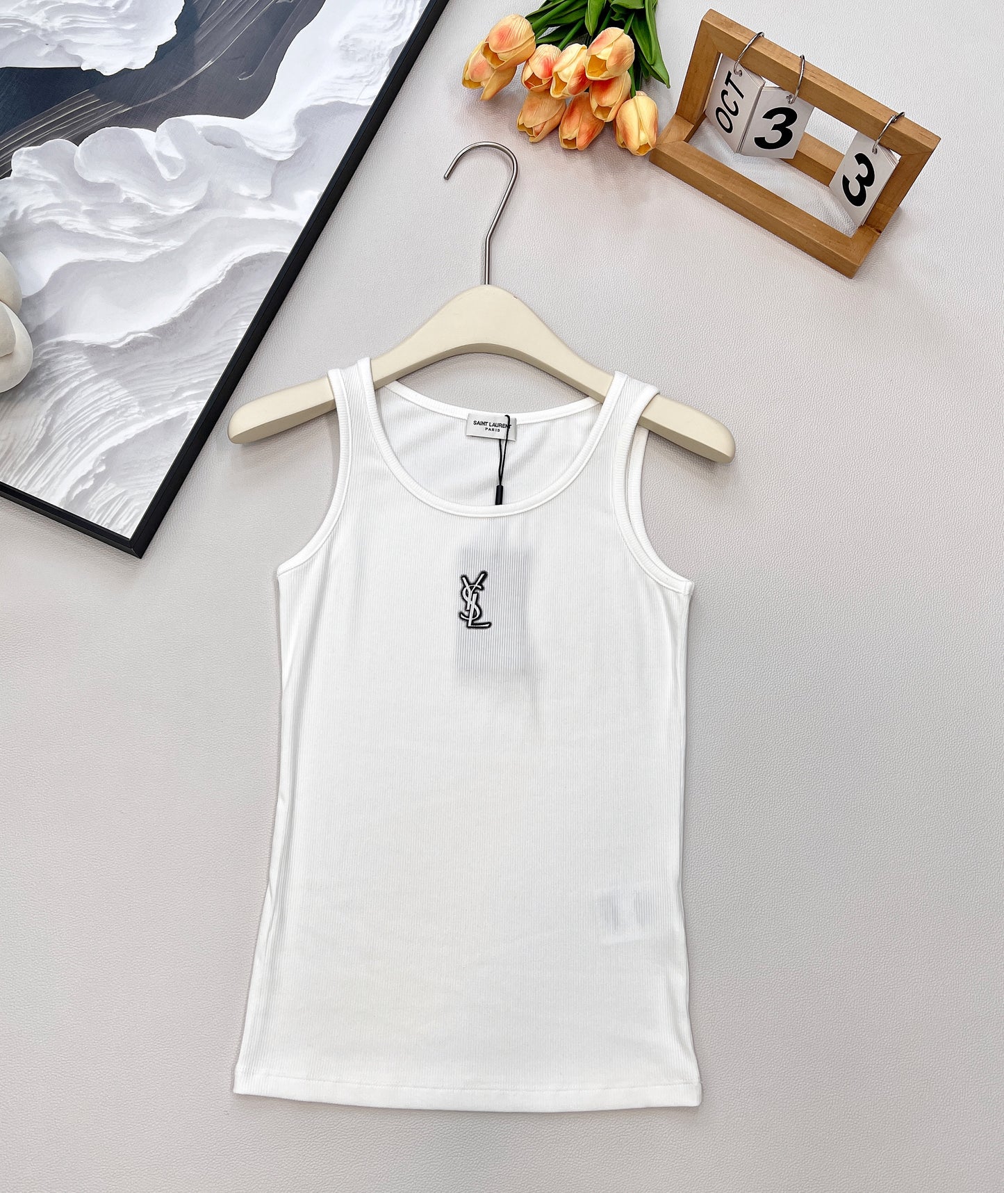 Y 25 logo print ribbed stretch vest