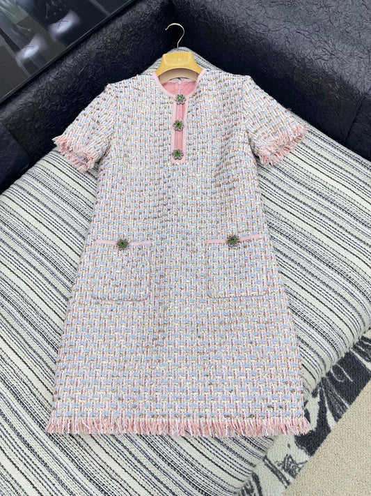 V 25 new woven tweed diamond button round neck dress
