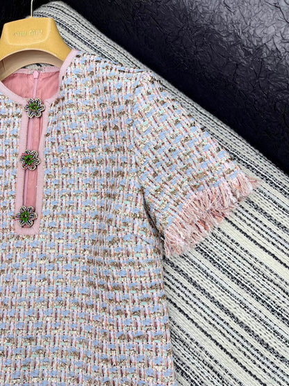 V 25 new woven tweed diamond button round neck dress