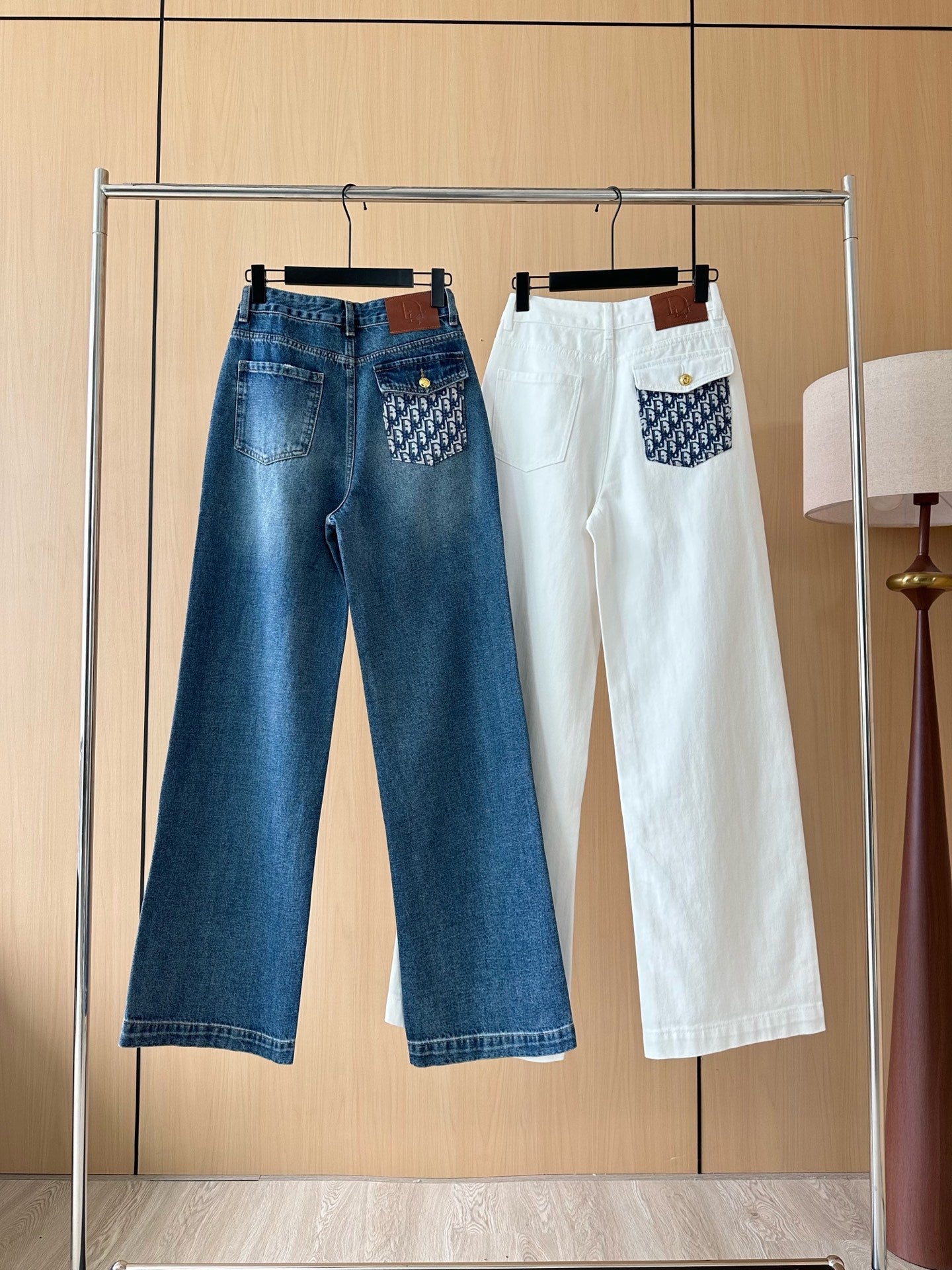 D 2025 Jeans with Monochrome Jacquard Flap Pockets