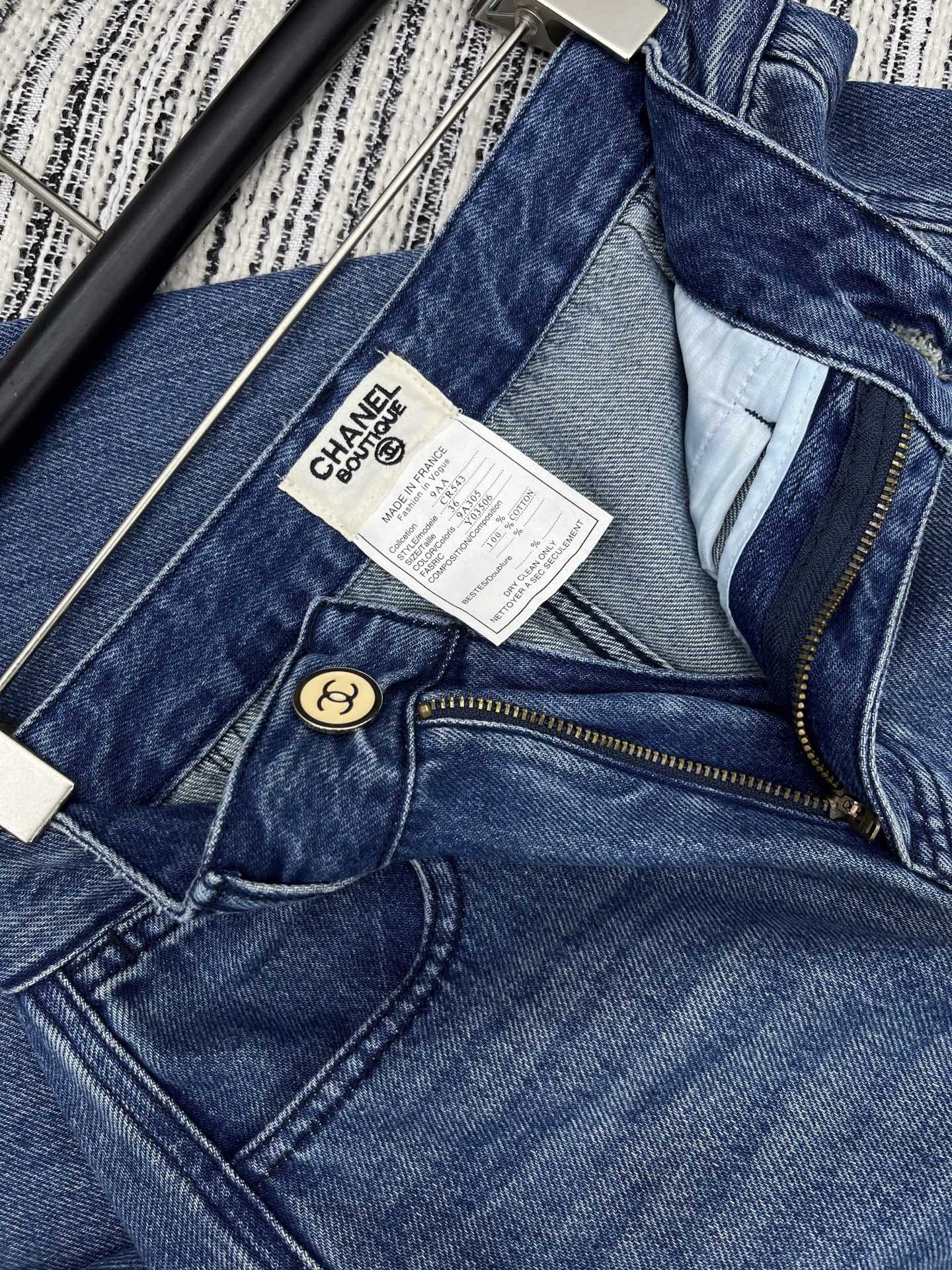 C 25 New Vintage Sickle Jeans