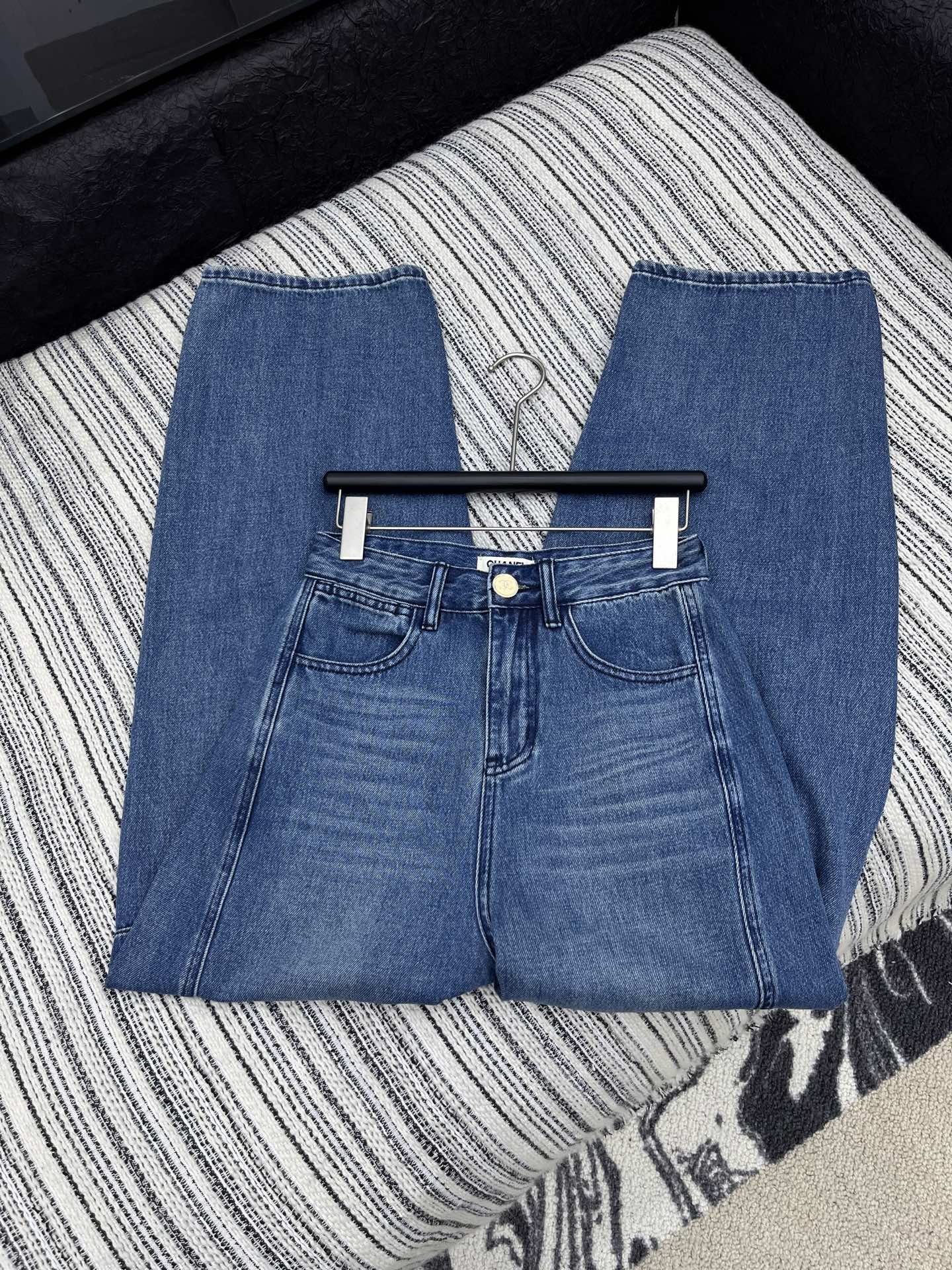 C 25 New Vintage Sickle Jeans