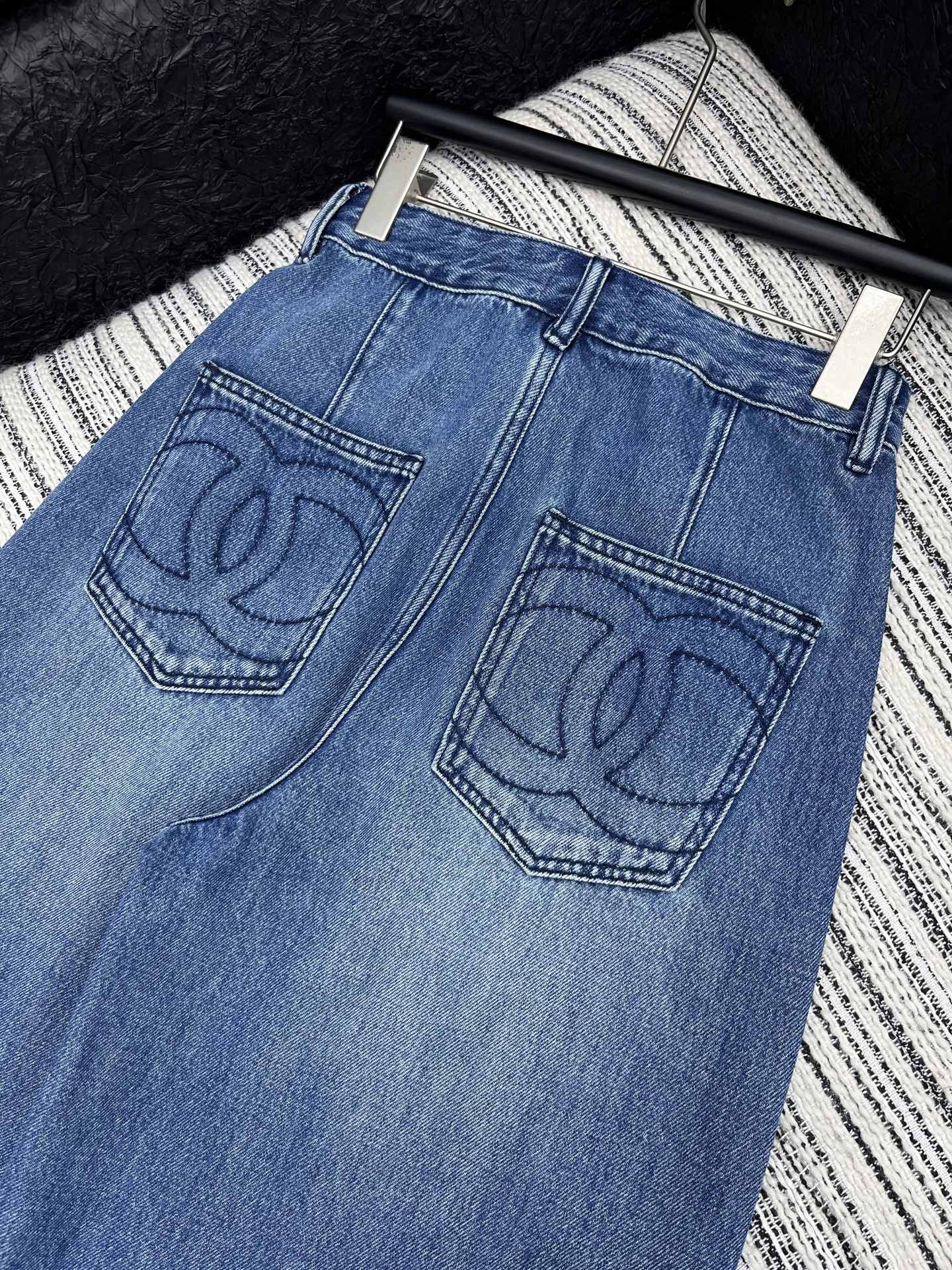 C 25 New Vintage Sickle Jeans