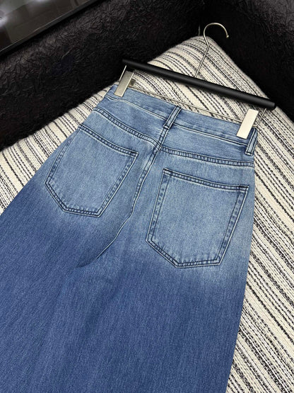 C 25 new styles of vintage-inspired wide-leg drawstring jeans