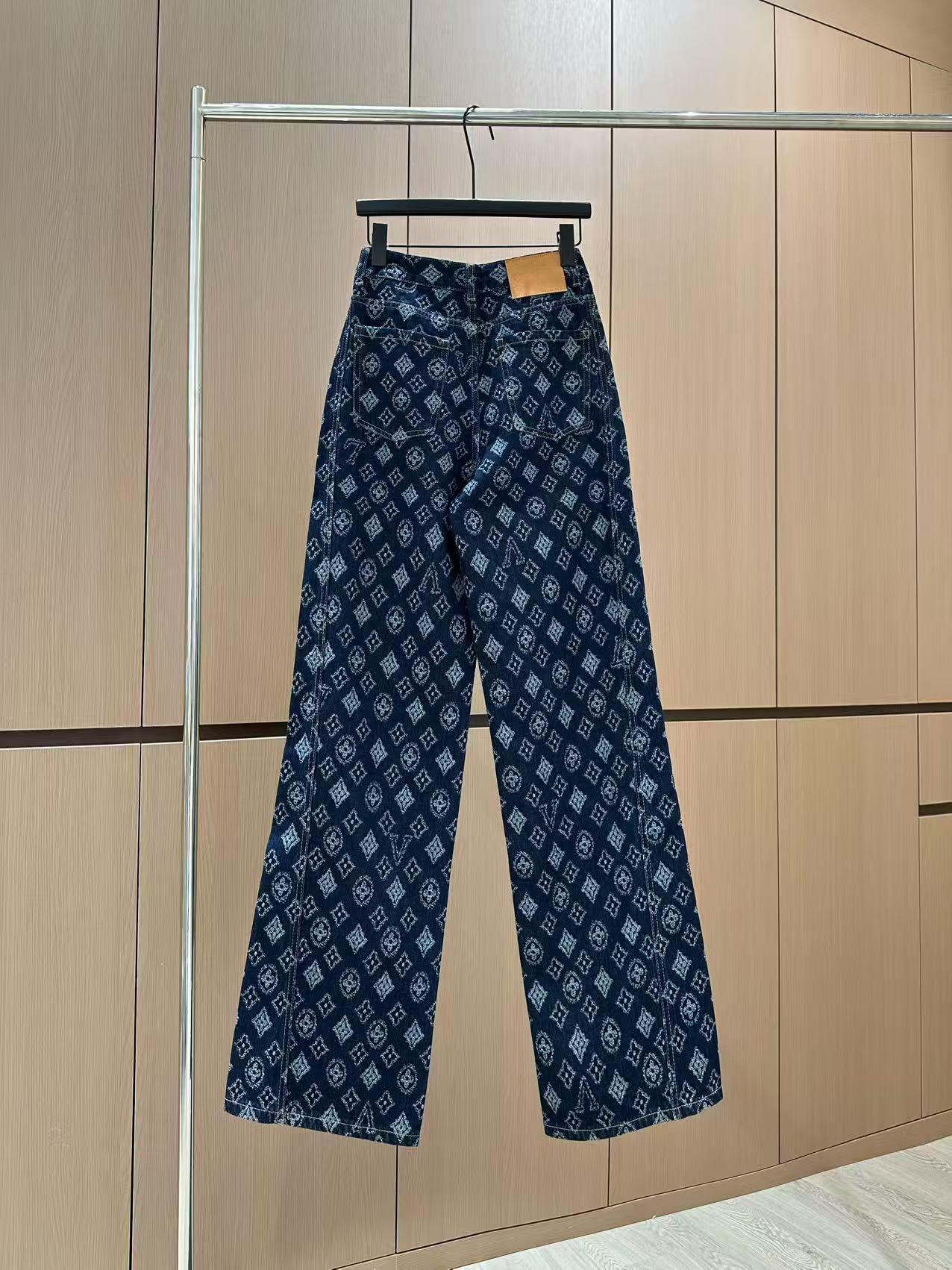 L 25 New Jacquard Jeans