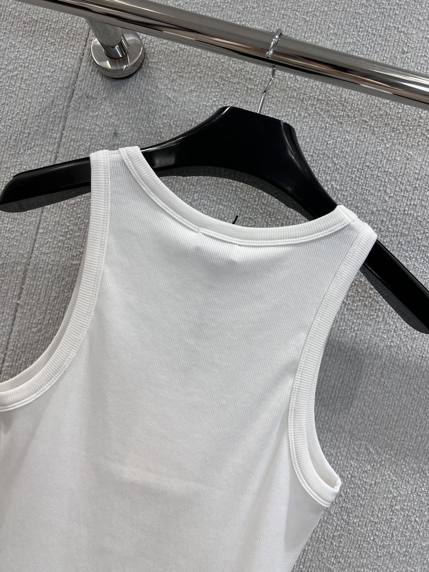 CE 25 Summer explosion models simple logo undershirt(WHITE BLACK)