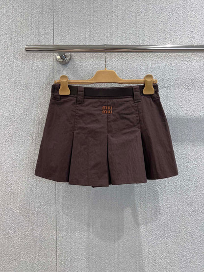 M 25 early fall new England style belt pleated short skirt