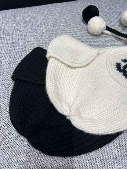 C 25B New High-End Handcrafted Collection Cashmere Pom Pom Lei Feng Hat