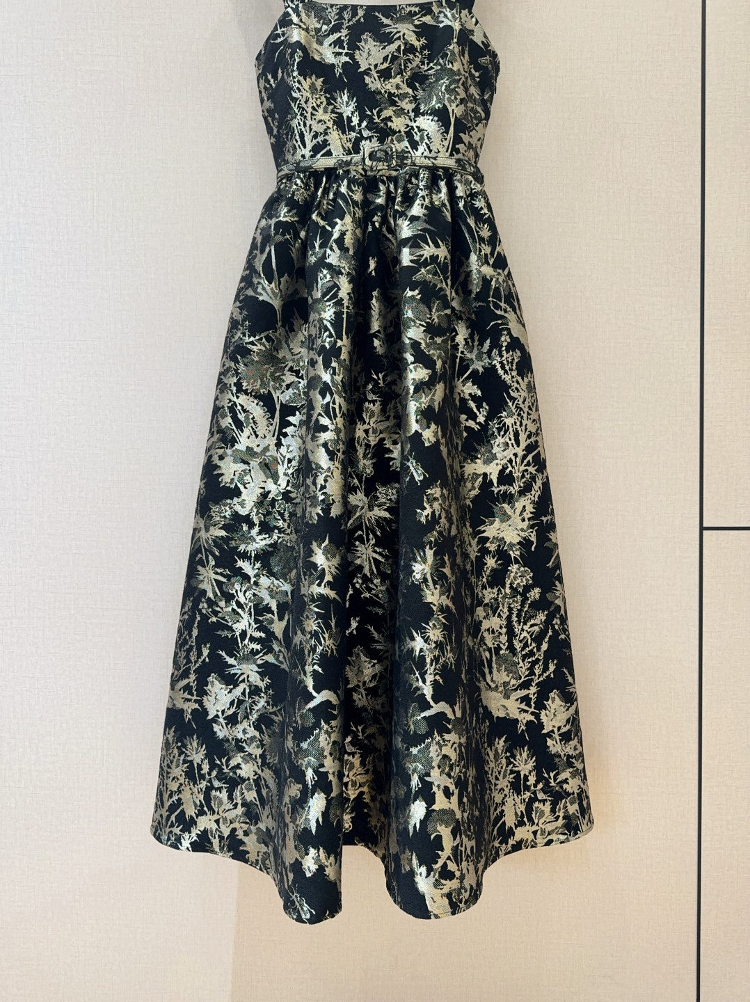 D 25 Elegant Strapless Evening Gown 👗
