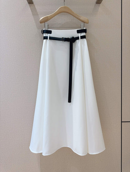 D 25 Mid-length with belt skirt