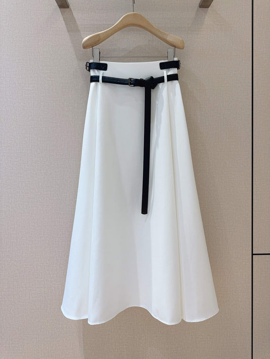 D 25 Mid-length with belt skirt