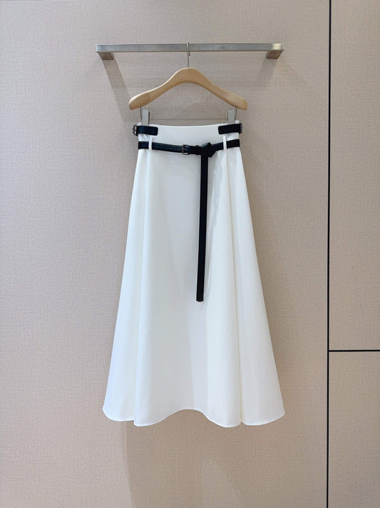 D 25 Mid-length with belt skirt
