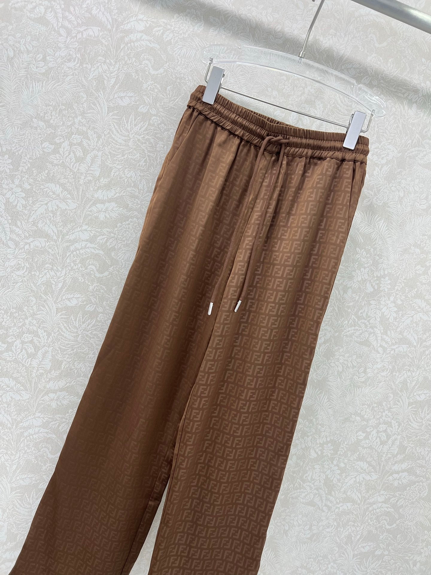 F 25 Summer New Old Flower Alphabet Dark Printed Wide Leg Pants