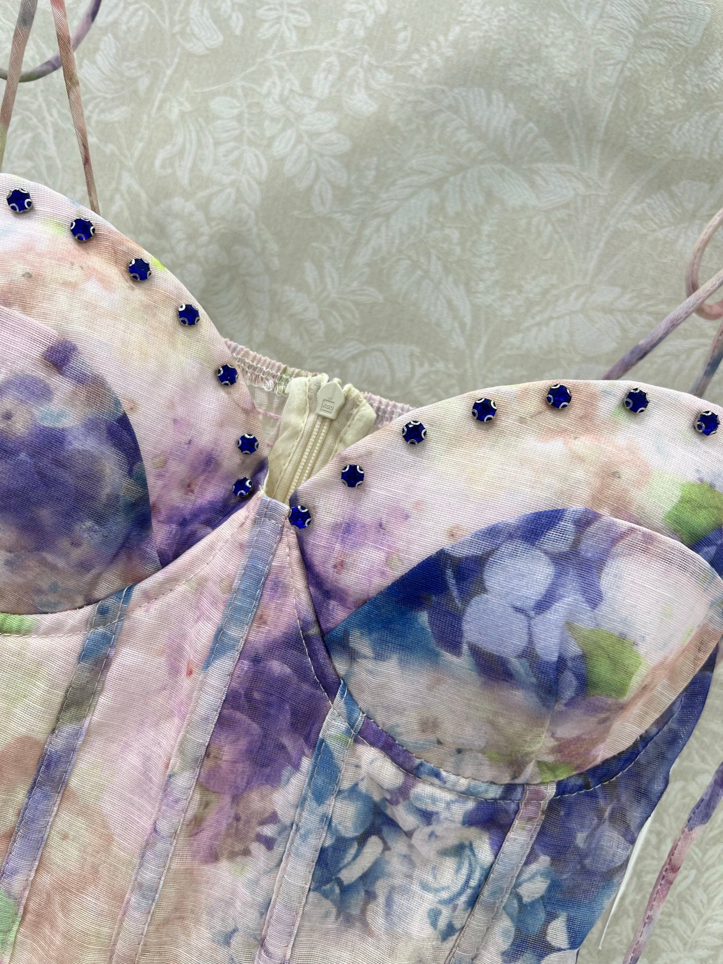 Z 25 New Flower Cluster Printed Halter Dresses