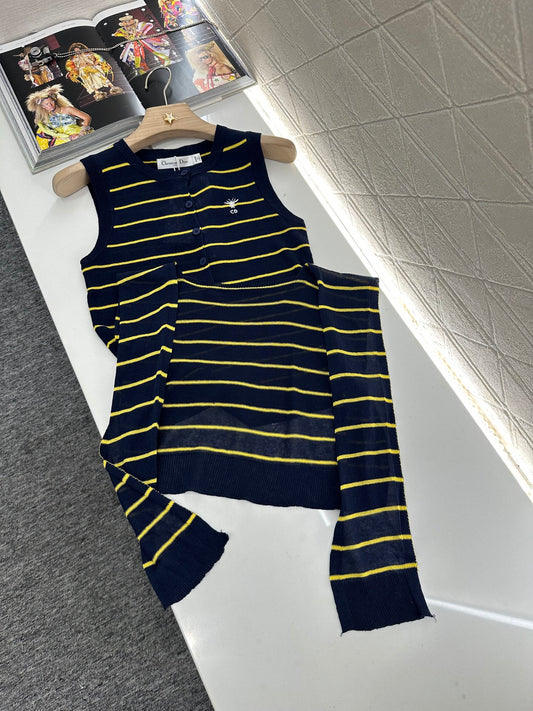 D 25 Shawl two-piece knitted top