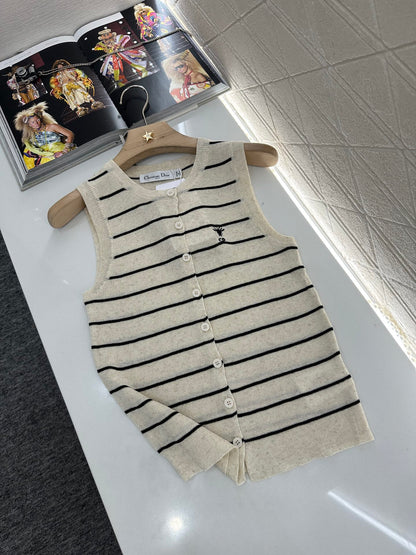 D 25 Shawl two-piece knitted top