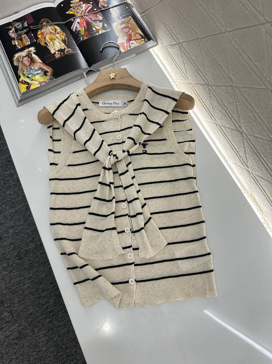 D 25 Shawl two-piece knitted top